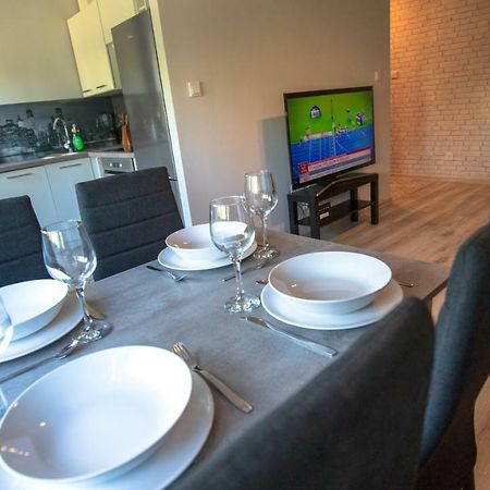 Jdk Apartamenty Serbinowska 53M2 6-Osobowy Kalisz  Luaran gambar