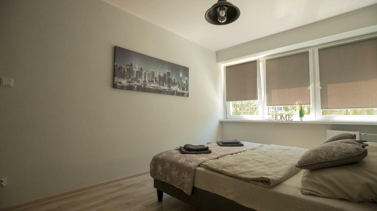 Jdk Apartamenty Serbinowska 53M2 6-Osobowy Kalisz  Luaran gambar