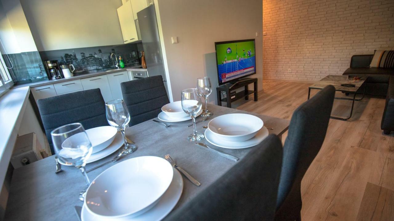 Jdk Apartamenty Serbinowska 53M2 6-Osobowy Kalisz  Luaran gambar